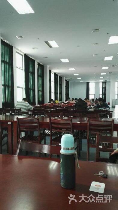 金陵科技学院图书馆-金陵科技学院图书馆网址