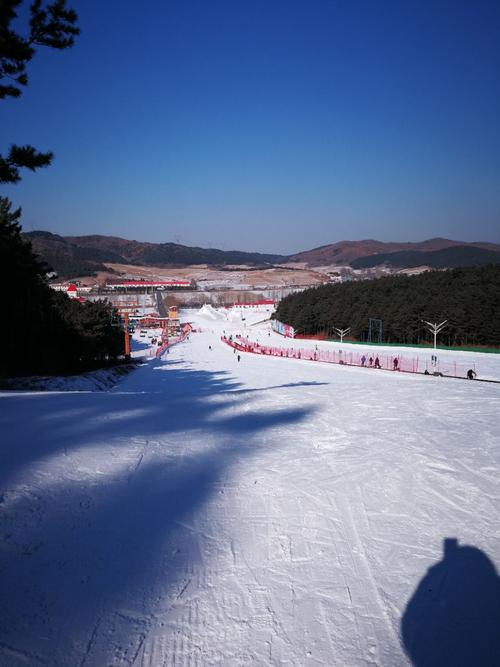 沈阳白清寨滑雪场-沈阳白清寨滑雪场门票多少钱