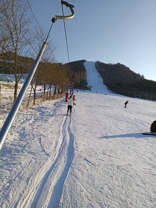 弓长岭温泉滑雪场-弓长岭温泉滑雪场门票多少钱