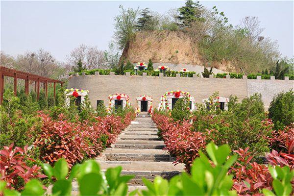 荥阳桃花峪-荥阳桃花峪陵园