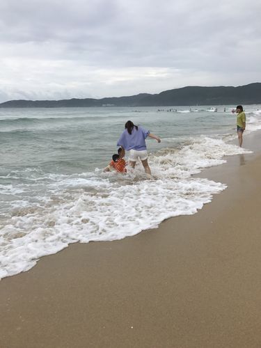 生宝宝多久可以旅游-生完宝宝多久可以去海边玩