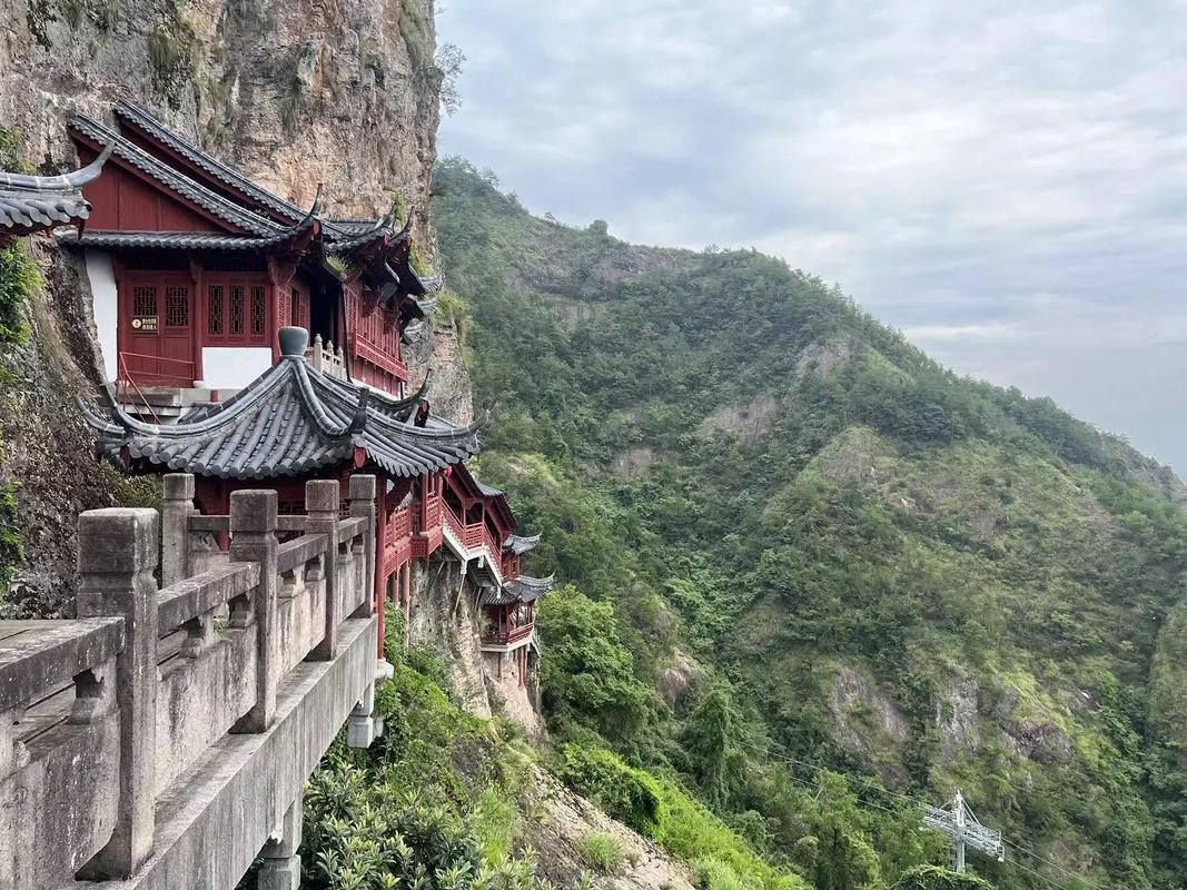 大慈岩旅游需要多久-大慈岩景区免费吗