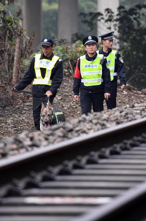 警察退休多久能出国旅游-警察退休后能出国吗?