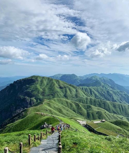 武功山适宜旅游时间多久-武功山旅游季节去最好